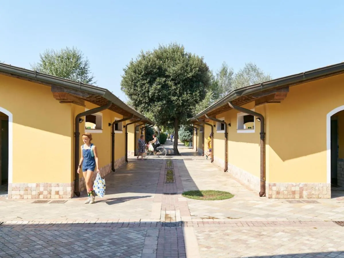 Nice Tent Lodge On A Campsite, Near The Beach, Beautiful Lucca At 27 Km Viareggio 0*,